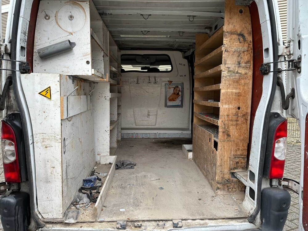 Renault Master T28 2.5dCi 114PS 2006, 23-BZ-XL Youngtimer