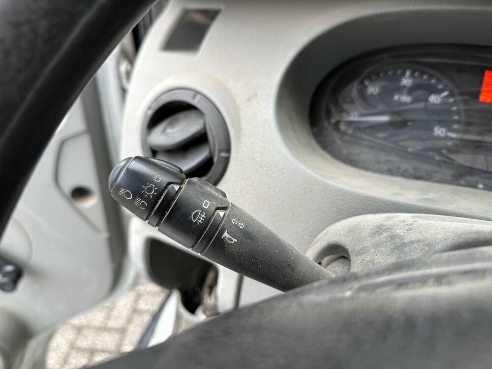 Renault Master T28 2.5dCi 114PS 2006, 23-BZ-XL Youngtimer