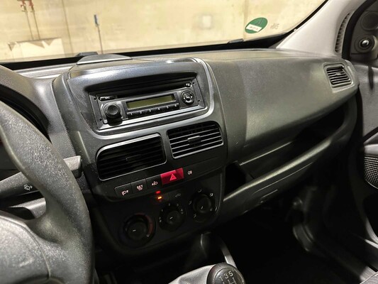 Opel Combo 1.3 CDTi Edition 95pk 2017, V-172-HG Bedrijfswagen