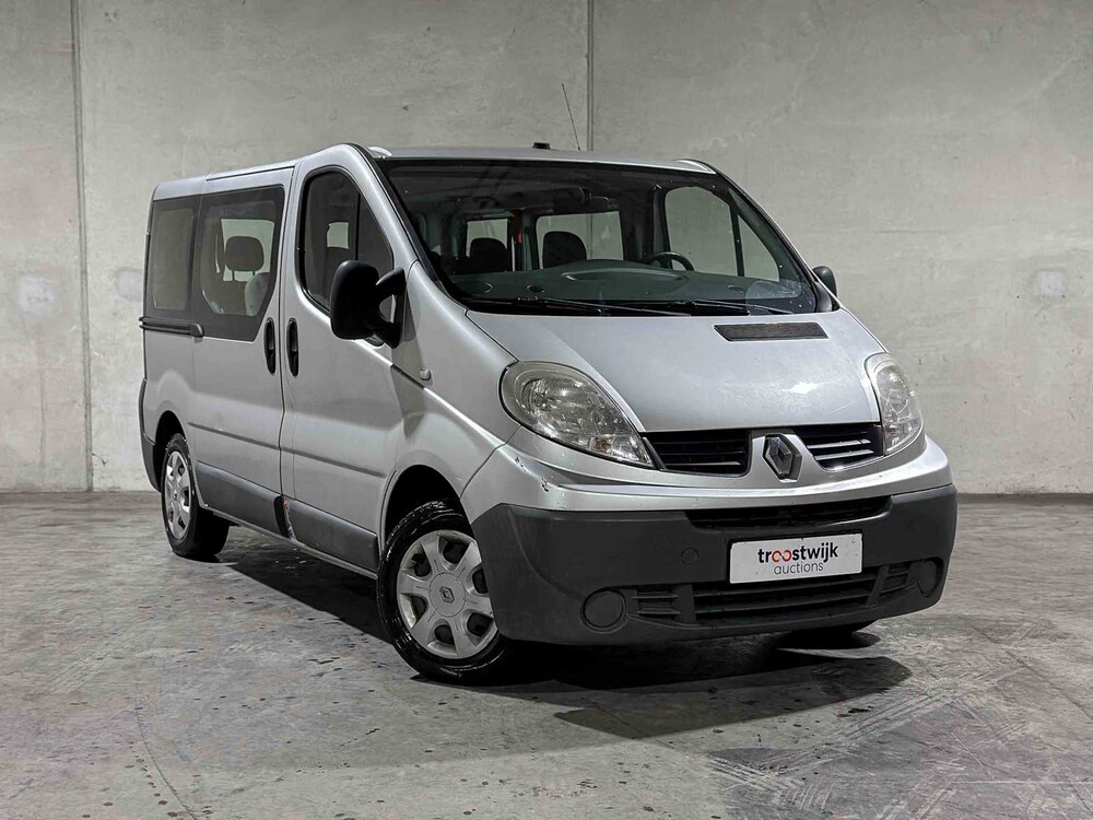 Renault Trafic Beifahrer 2.0 dCi T27 Authentique 9-Sitzer 90PS 2011, 53-RTV-9