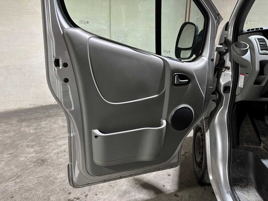 Renault Trafic Passenger 2.0 dCi T27 Authentique 9-Persoons 90pk 2011, 53-RTV-9