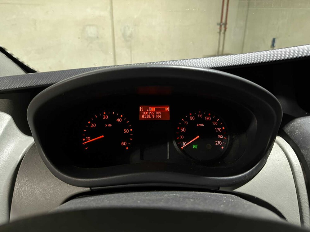 Nissan Primastar 2.0 dCi L2H1 Acenta AUTOMATIC 2011 Nutzfahrzeug, 2-VKX-66