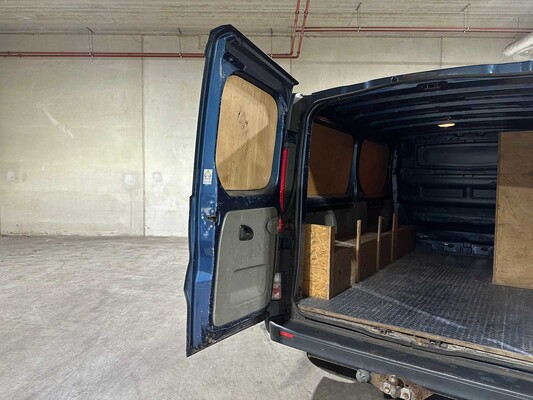 Nissan Primastar 2.0 dCi L2H1 Acenta AUTOMATIC 2011 Nutzfahrzeug, 2-VKX-66