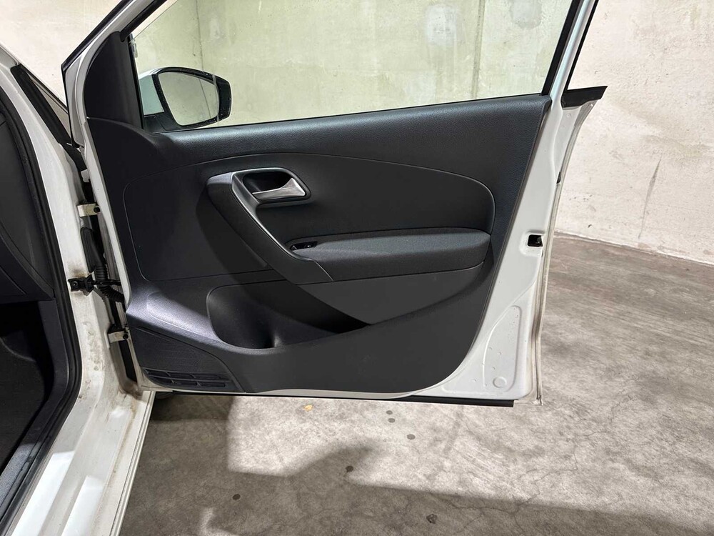 Volkswagen Polo 1.0 Bluemotion Edition (Automatik) 95PS 2015, HG-171-L