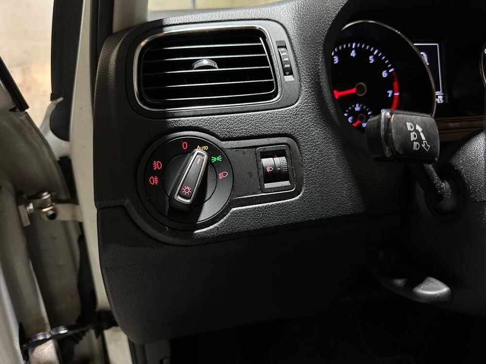 Volkswagen Polo 1.0 Bluemotion Edition (Automatik) 95PS 2015, HG-171-L