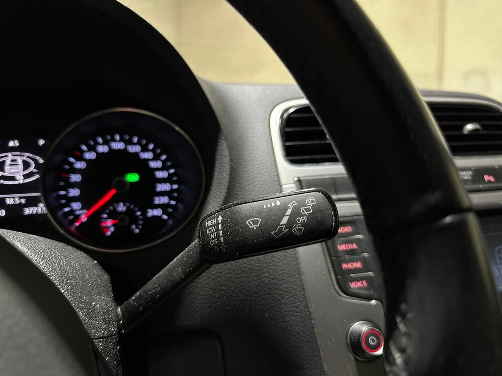 Volkswagen Polo 1.0 Bluemotion Edition (Automatik) 95PS 2015, HG-171-L