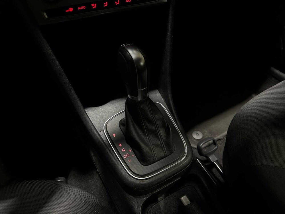 Volkswagen Polo 1.0 Bluemotion Edition (Automatik) 95PS 2015, HG-171-L