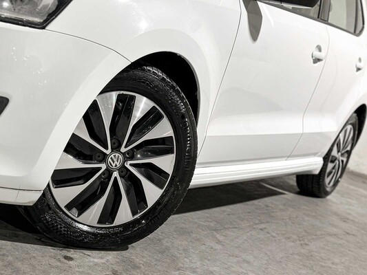 Volkswagen Polo 1.0 Bluemotion Edition (Automaat) 95pk 2015, HG-171-L