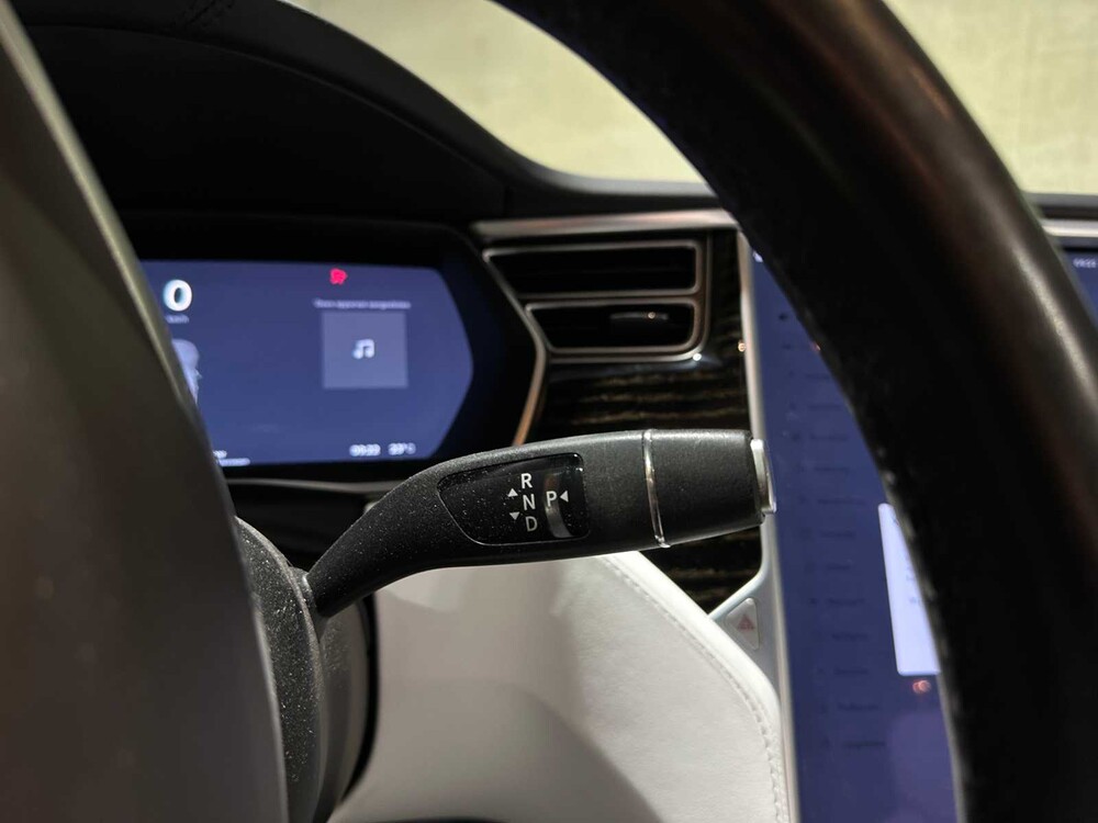 Tesla Model S 100D 417PS 2017 (Original-NL), RK-841-R