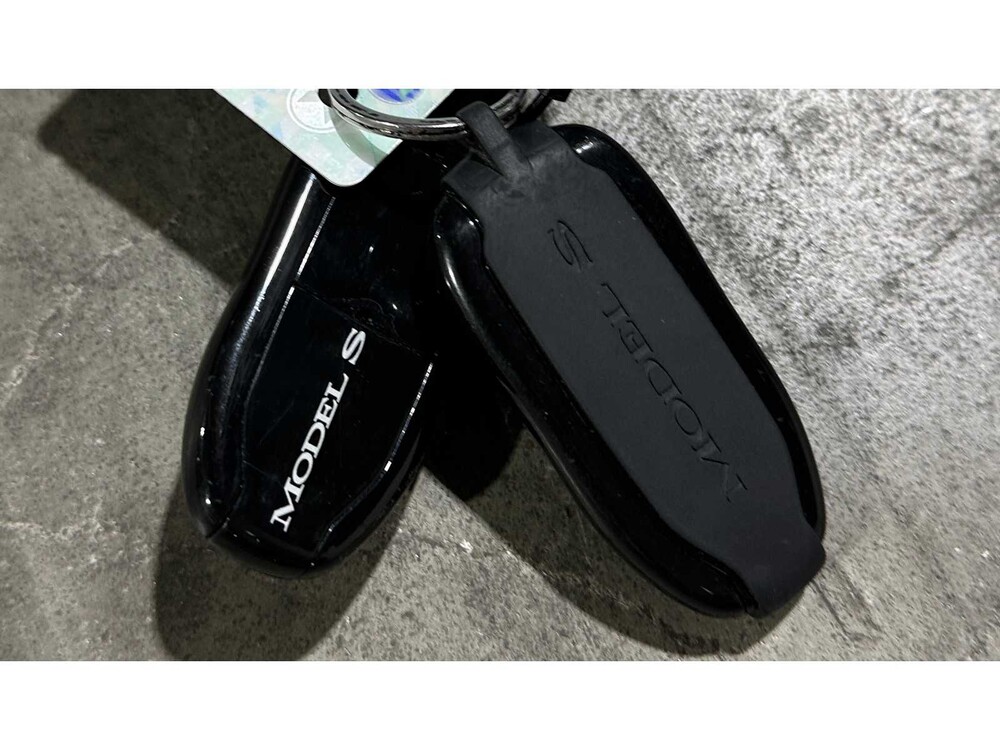 Tesla Model S 100D 417PS 2017 (Original-NL), RK-841-R