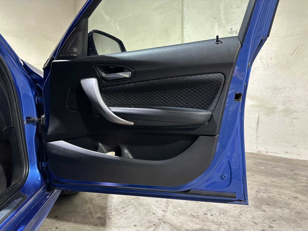 BMW M135i High Executive 320PS 320PS 2013 F20 1er, ZL-114-B