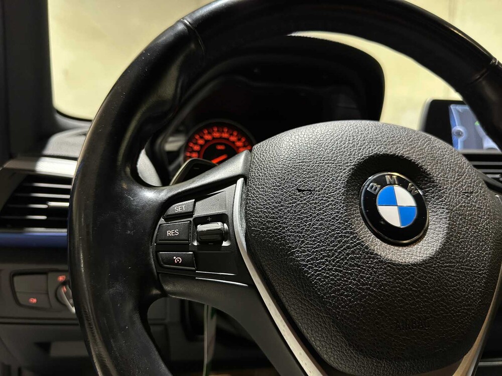 BMW M135i High Executive 320PS 320PS 2013 F20 1er, ZL-114-B