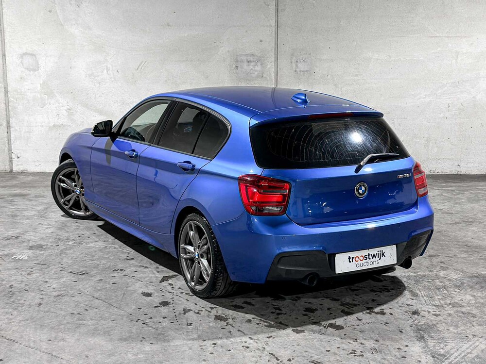 BMW M135i High Executive 320PS 320PS 2013 F20 1er, ZL-114-B