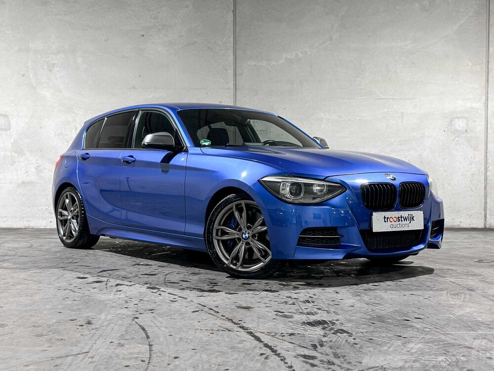 BMW M135i High Executive 320PS 320PS 2013 F20 1er, ZL-114-B
