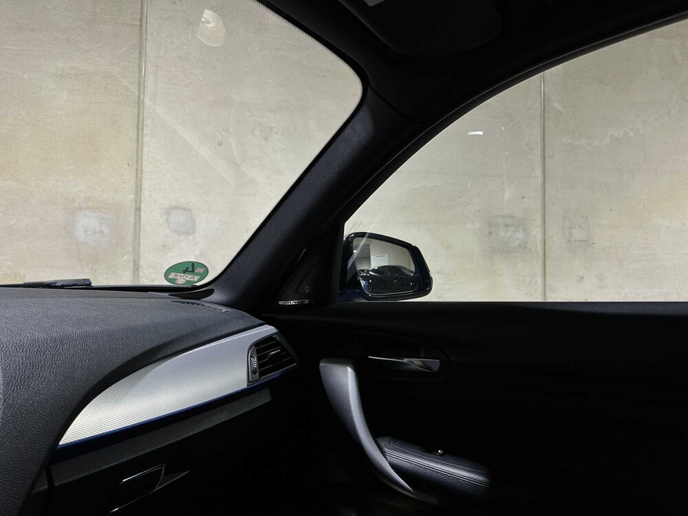 BMW M135i High Executive 320PS 320PS 2013 F20 1er, ZL-114-B