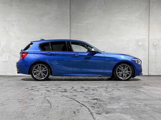 BMW M135i High Executive 320PS 320PS 2013 F20 1er, ZL-114-B