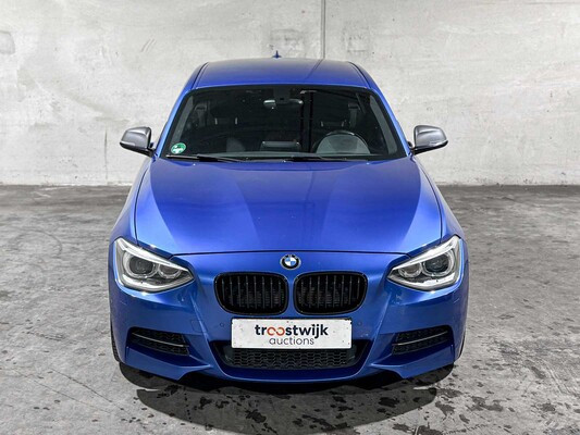 BMW M135i High Executive 320PS 320PS 2013 F20 1er, ZL-114-B