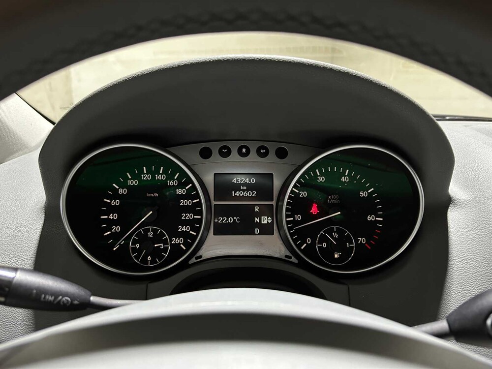 Mercedes-Benz ML500 5.0 V8 306PS 2006 M-Klasse, K-267-VB Youngtimer