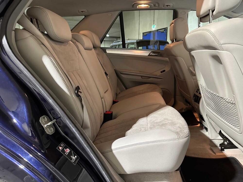 Mercedes-Benz ML500 5.0 V8 306PS 2006 M-Klasse, K-267-VB Youngtimer