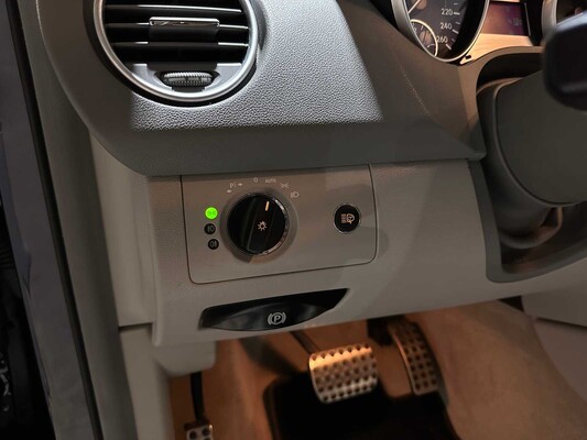 Mercedes-Benz ML500 5.0 V8 306PS 2006 M-Klasse, K-267-VB Youngtimer