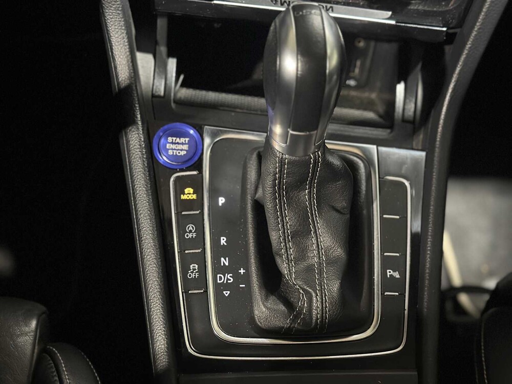 Volkswagen Golf R 2.0 TSI 4M 300PS 2014, NK-272-R