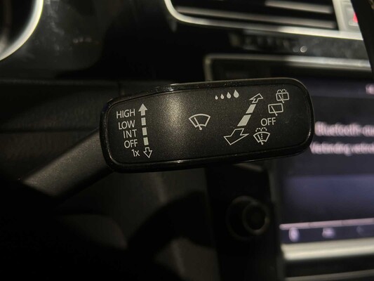 Volkswagen Golf R 2.0 TSI 4M 300PS 2014, NK-272-R