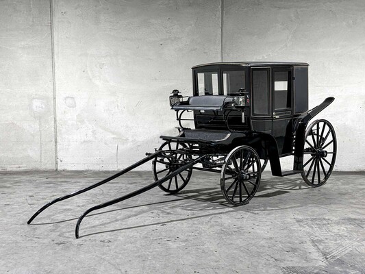 Kutsche Berline Klassische Pferdekutsche