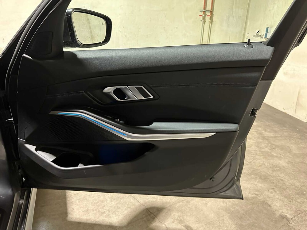 BMW 330e Touring M-Sport Business Edition Plus 184pk 2022 3-serie G21, X-990-TH 