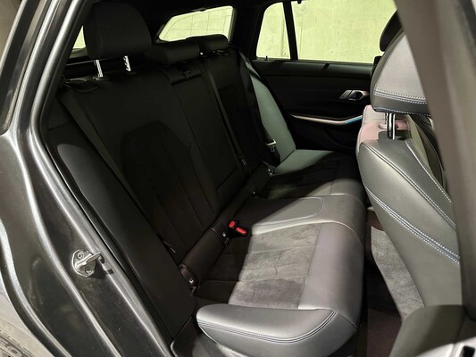 BMW 330e Touring M-Sport Business Edition Plus 184pk 2022 3-serie G21, X-990-TH