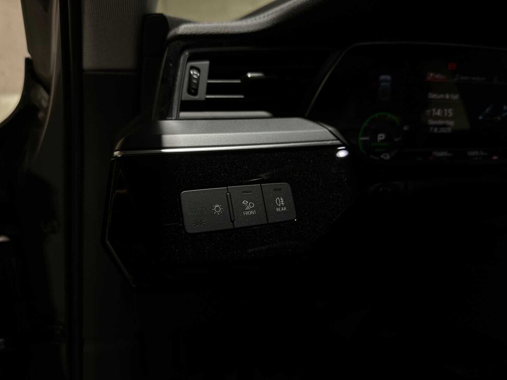 Audi Q8 e-tron 50 Quattro Edition 95 kWh 340pk 2023, S-106-PZ