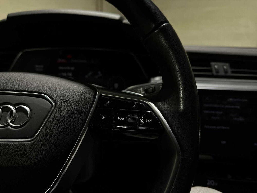 Audi Q8 e-tron 50 Quattro Edition 95 kWh 340pk 2023, S-106-PZ