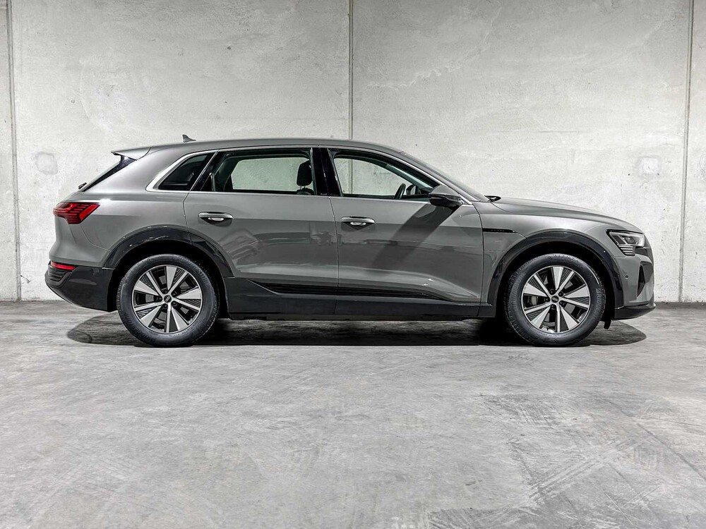 Audi Q8 e-tron 50 Quattro Edition 95 kWh 340pk 2023, S-106-PZ