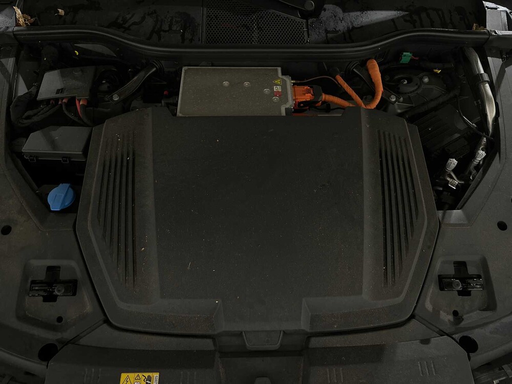 Audi Q8 e-tron 50 Quattro Edition 95 kWh 340pk 2023, S-106-PZ