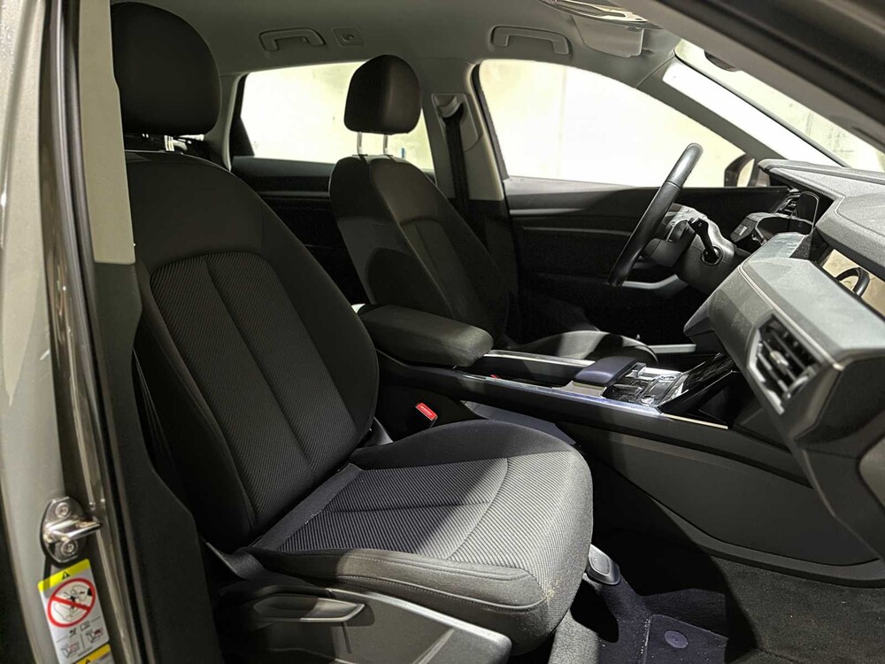 Audi Q8 e-tron 50 Quattro Edition 95 kWh 340pk 2023, S-106-PZ