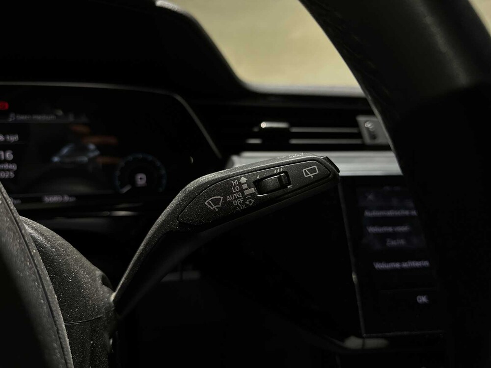 Audi Q8 e-tron 50 Quattro Edition 95 kWh 340pk 2023, S-106-PZ