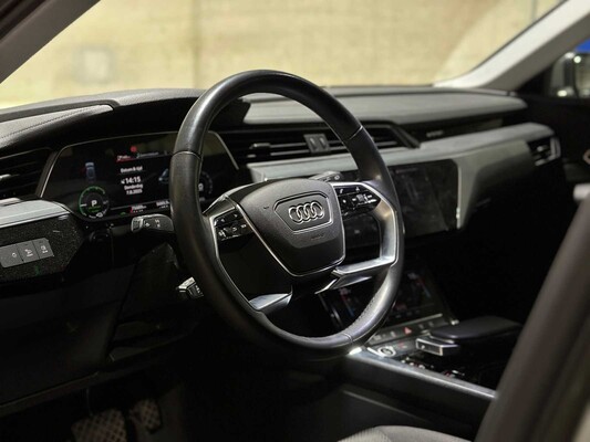 Audi Q8 e-tron 50 Quattro Edition 95 kWh 340pk 2023, S-106-PZ