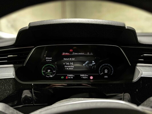 Audi Q8 e-tron 50 Quattro Edition 95 kWh 340pk 2023, S-106-PZ