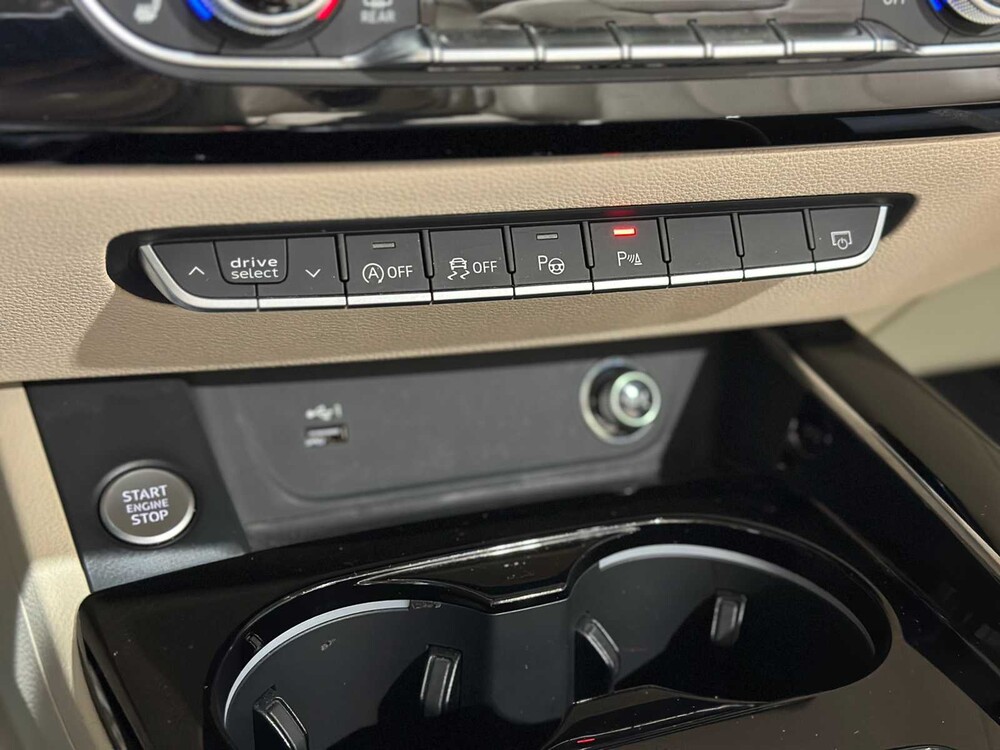 Audi A5 Cabriolet 40 TFSI Launch edition Business 190pk 2020, H-028-SN