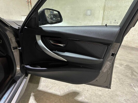 BMW 330e M-Sport F30 184pk 2016 3-serie, JX-127-V