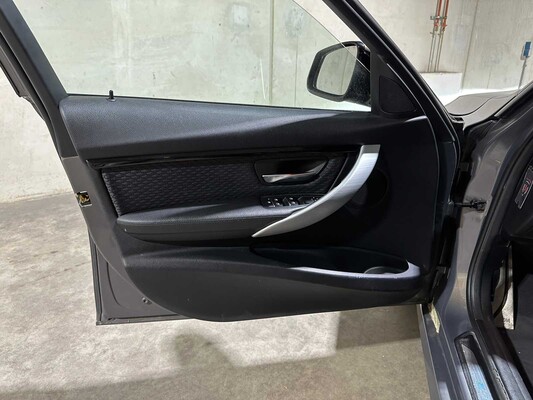 BMW 330e M-Sport F30 184pk 2016 3-serie, JX-127-V