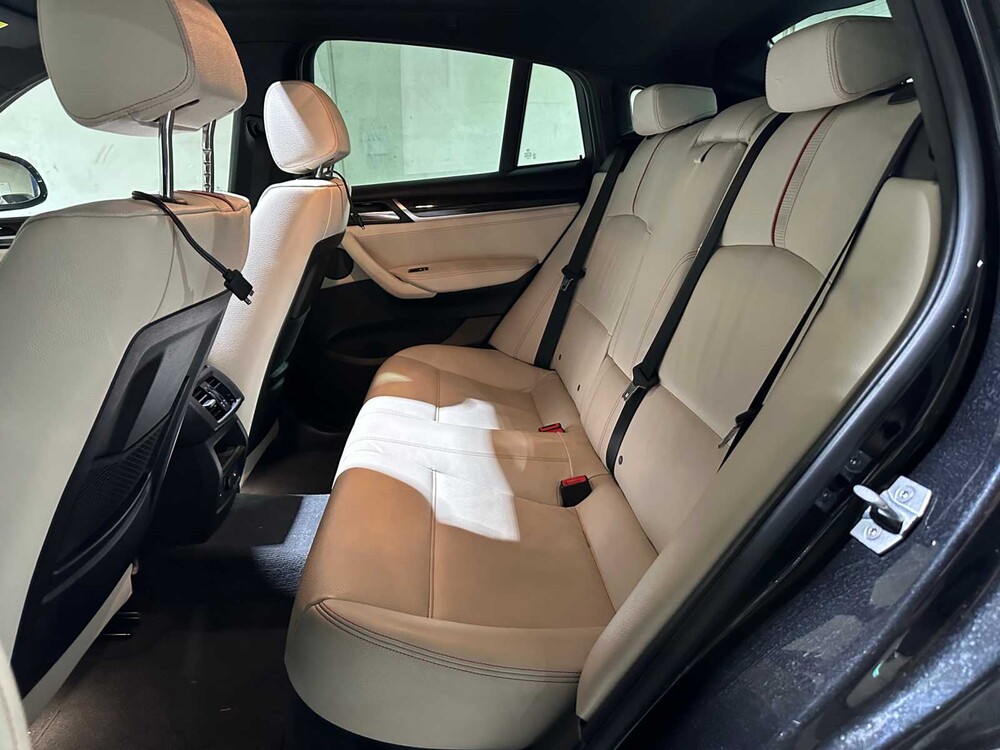 BMW X4 M40i High Executive 360pk 2017, L-701-VN