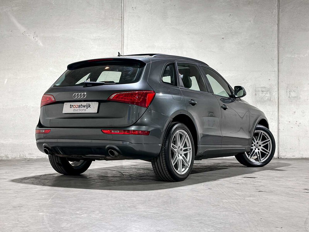 Audi Q5 3.2 FSI Quattro Pro Line 271pk 2010, 31-KLF-7