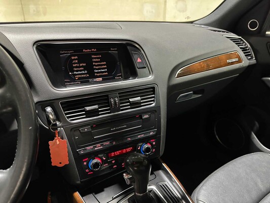 Audi Q5 3.2 FSI Quattro Pro Line 271pk 2010, 31-KLF-7