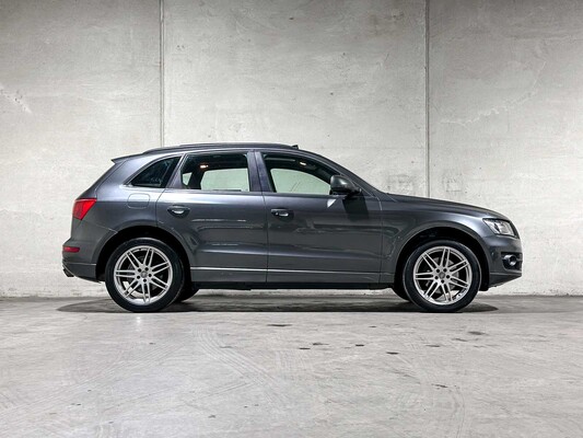 Audi Q5 3.2 FSI Quattro Pro Line 271pk 2010, 31-KLF-7