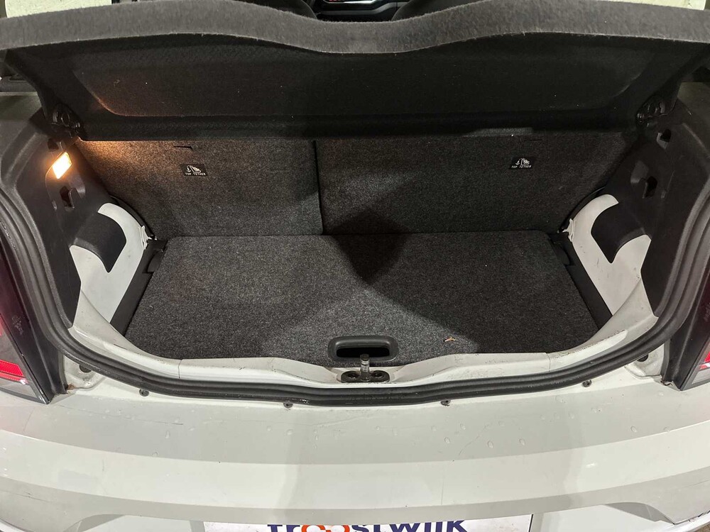 Volkswagen Up! 1.0 2020, H-628-RZ