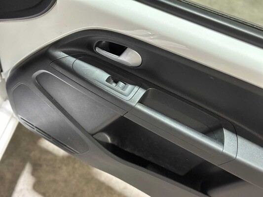 Volkswagen Up! 1.0 2020, H-628-RZ