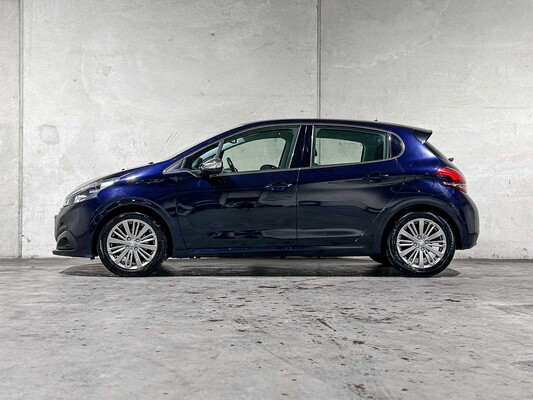 Peugeot 208 1.2 PureTech Blue Lease Executive 82pk 2018, SZ-856-B