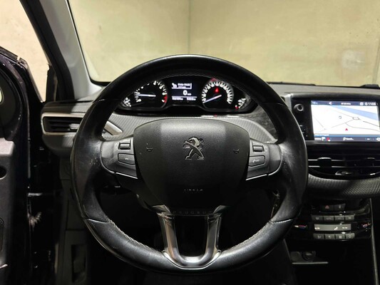 Peugeot 208 1.2 PureTech Blue Lease Executive 82pk 2018, SZ-856-B