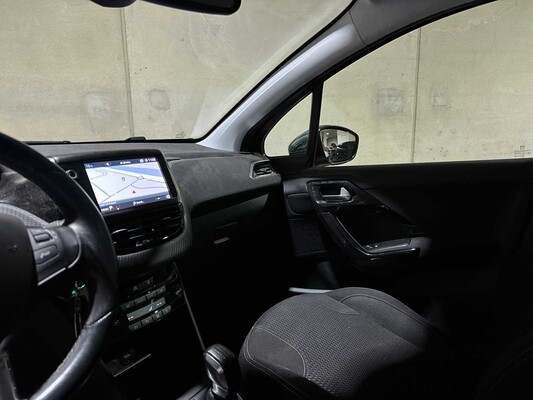 Peugeot 208 1.2 PureTech Blue Lease Executive 82pk 2018, SZ-856-B