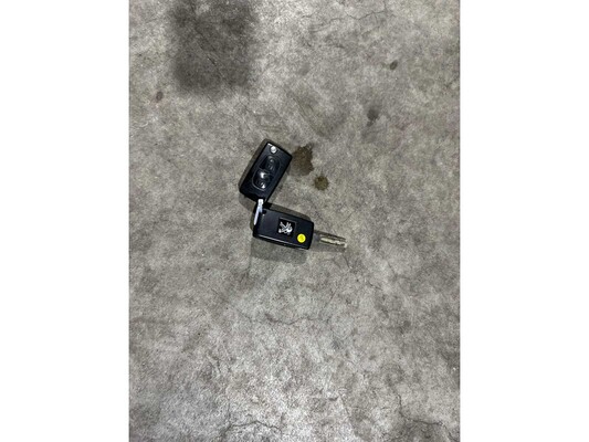 Peugeot 5008 1.2 PureTech Style 5p. 131pk 2015, GL-399-V